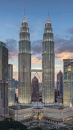 petronas twin towers petronas twin towers