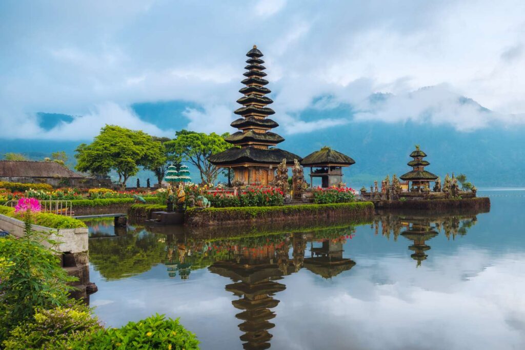 Home tal pura ulun danu temple bali recirc balitax24 b3e9cff081214898b2299260b829bb1b